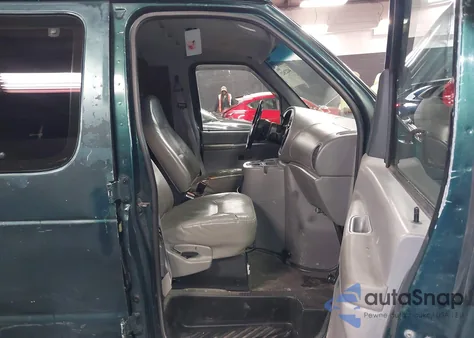 2000 Ford E-350 Super Duty Xl/Xlt z USA, uszkodzony, nr VIN 1FBSS31L1YHB40587